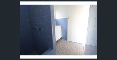 Boutique unit in Annerley - Photo 3