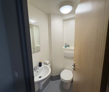 Classic Ensuite - Photo 5