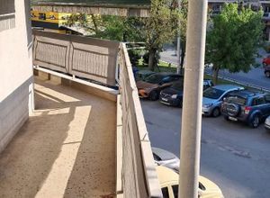 Διαμέρισμα για ενοικίαση - Χαριλάου, - Φωτογραφία 5