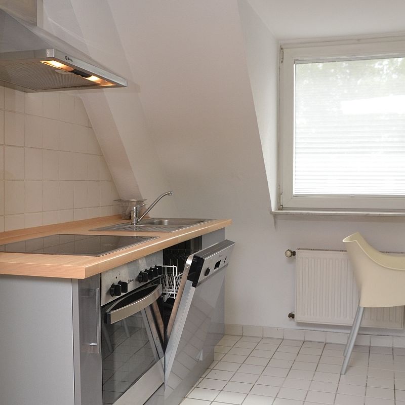 Traumhaft möblierte Maisonette - Wohnung in der Kölner Südstadt - Photo 1