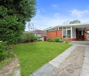 Sunlit Family Home with Self-Contained Studio - Photo 2