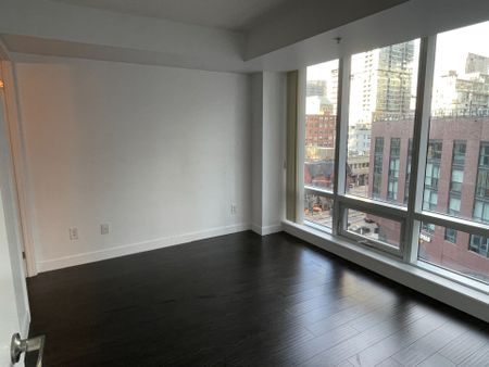 For Lease - 295 Adelaide Street Unit# 708, Toronto, Ontario - Photo 4