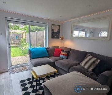 2 bedroom terraced house to rent - Photo 2