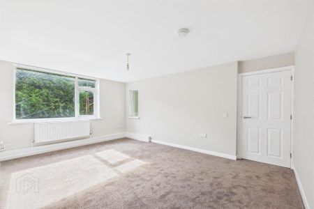 3 Bedroom Apartment, Merville Garden Village, Newtownabbey, BT37 9TG - Photo 3