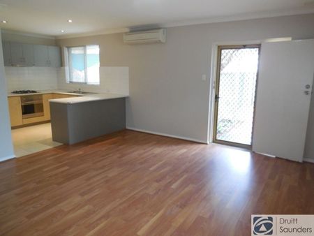 FANTASTIC DUPLEX WALKING DISTANCE TO KARRINYUP SHOPPING CENTRE - Photo 5