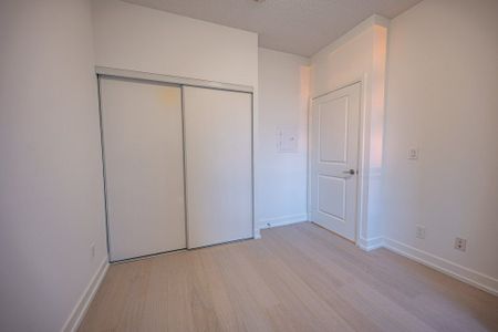 For Lease - 6 Eva Road Unit# 212, Toronto, Ontario - Photo 4