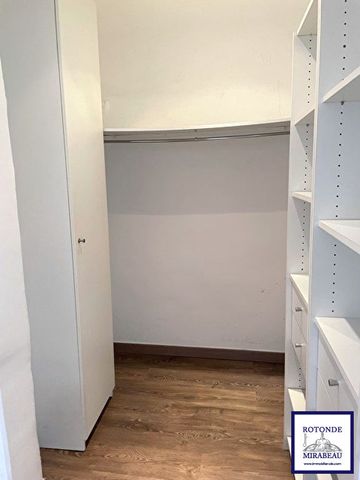 Location Appartement 2 pièces 58m² - Photo 3