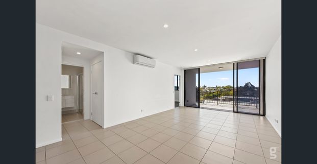 Spacious & Modern 'Foundry' Apartment - Photo 1