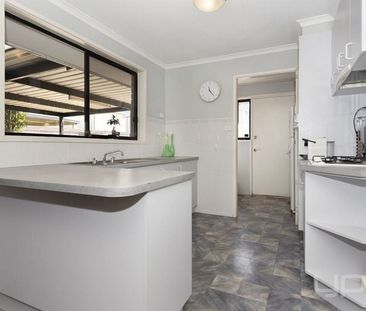 Great Family Home! - Photo 4