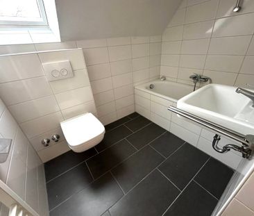 Fine Frau 45, 44149 Dortmund OT Dorstfeld - Foto 2