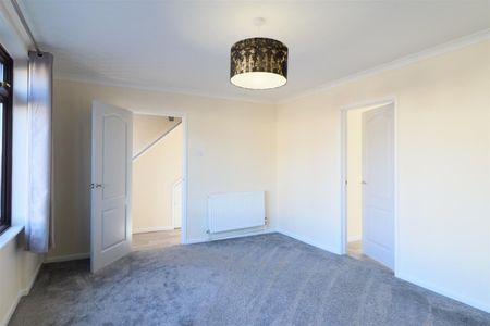 Harvard Avenue, Honeybourne, Evesham - Photo 3