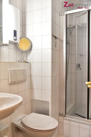 Miete inkl. Nebenkosten: 1.700 € pro Monat, plus Strom, inkl. Heizung - Foto 2