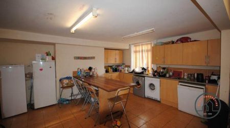 6 Manor Terrace, Leeds, LS6 1BU - Photo 5