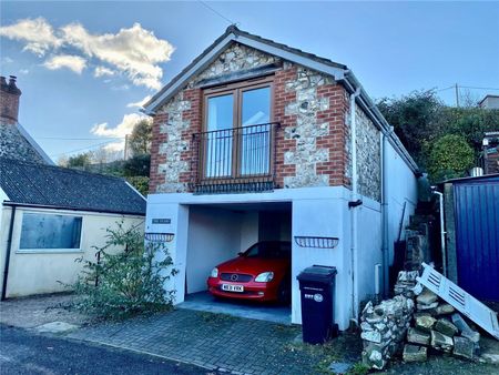 Underway, Combe St. Nicholas, Chard, Somerset, TA20 - Photo 2