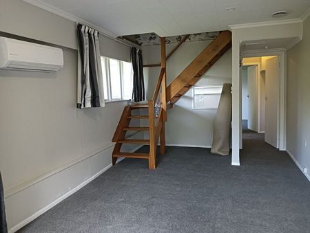 1-Bedroom Flat for Rent – Convenient Location - Photo 4