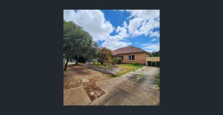 4 Bedroom Home - Photo 2