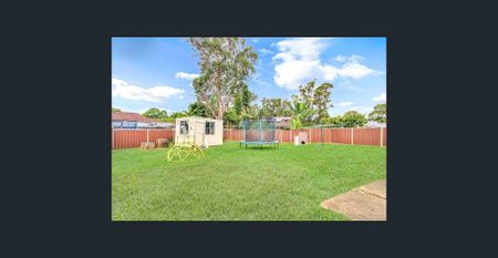 Cozy Family Home! - Photo 3