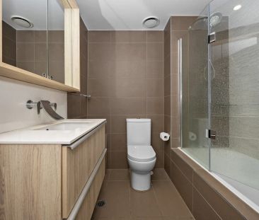 Modern, Light-Filled with Spectacular City Views - FULLY FURNISHED - Photo 2