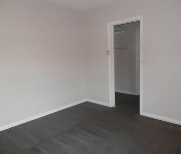 Modern Comfort in a Prime Glenroy Location! - Photo 1