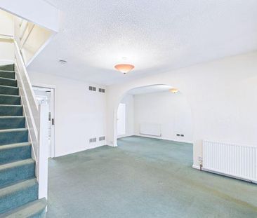 3 bedroom end of terrace house to rent - Photo 3