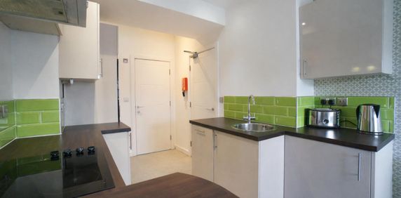 Apartment 3 (Afal Gwyrdd) 121 High Street - Photo 2