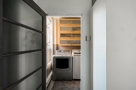 6333 Boul. St-Laurent - Photo 2