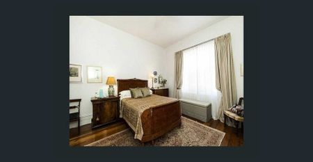 Character South Fremantle Home, With a Second Dwelling - Photo 5