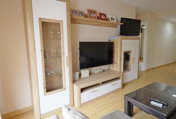 Fantástico ático dúplex en Benalmádena de dos dormitorios con estupendas vistas. – ben414mm