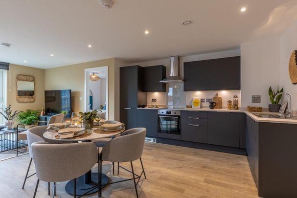 2 bedroom flat to rent - Photo 1