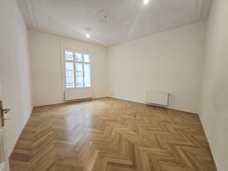 Stilvolle 146 m² Altbauwohnung mit 4 Zimmer + Wohnküche - Fischgrätparkett & Balkon in Bestlage - Photo 4