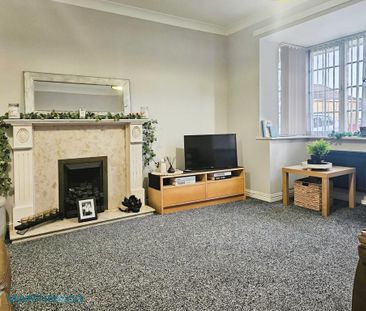 4 bedroom detached house to rent - Photo 1