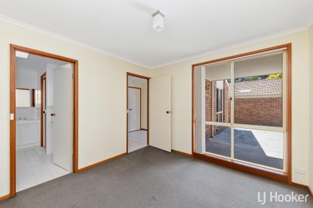 13 Leisler Place, Palmerston ACT 2913 - House For Rent | Domain - Photo 3