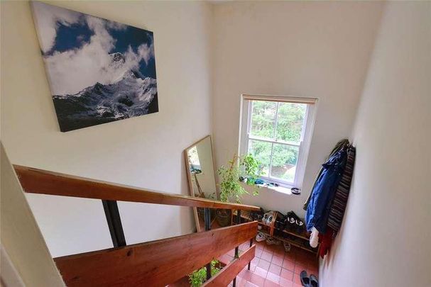 Vanbrugh Park Road West, London, SE3 - Photo 1