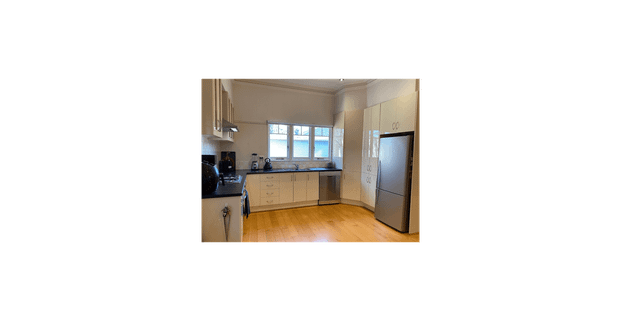 Charming in Every Way! - Photo 1