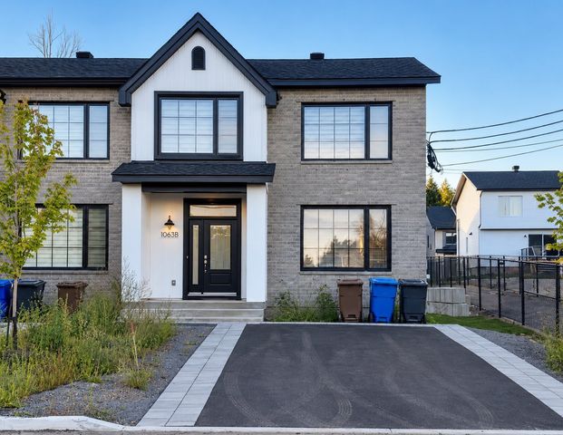 À louer / Maison à étages - Photo 1