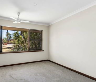 BREAK LEASE - Spacious Family Home in the Heart of Gosnells - Photo 3