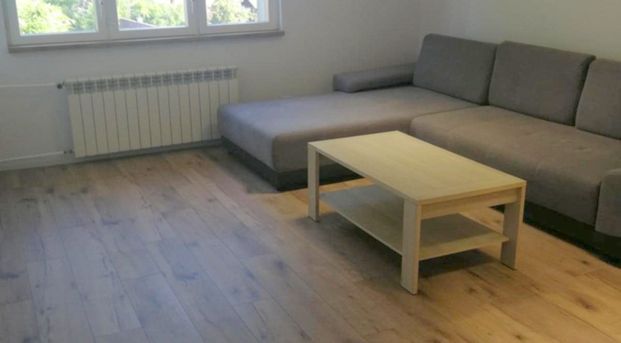 009 MW N. Sącz, Nowoczesna kawalerka 35 m² po remoncie | Centrum – ul. Matejki, Cena: 1800 zł - Zdjęcie 1