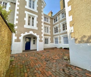 The Friary, Marmion Road - Photo 2