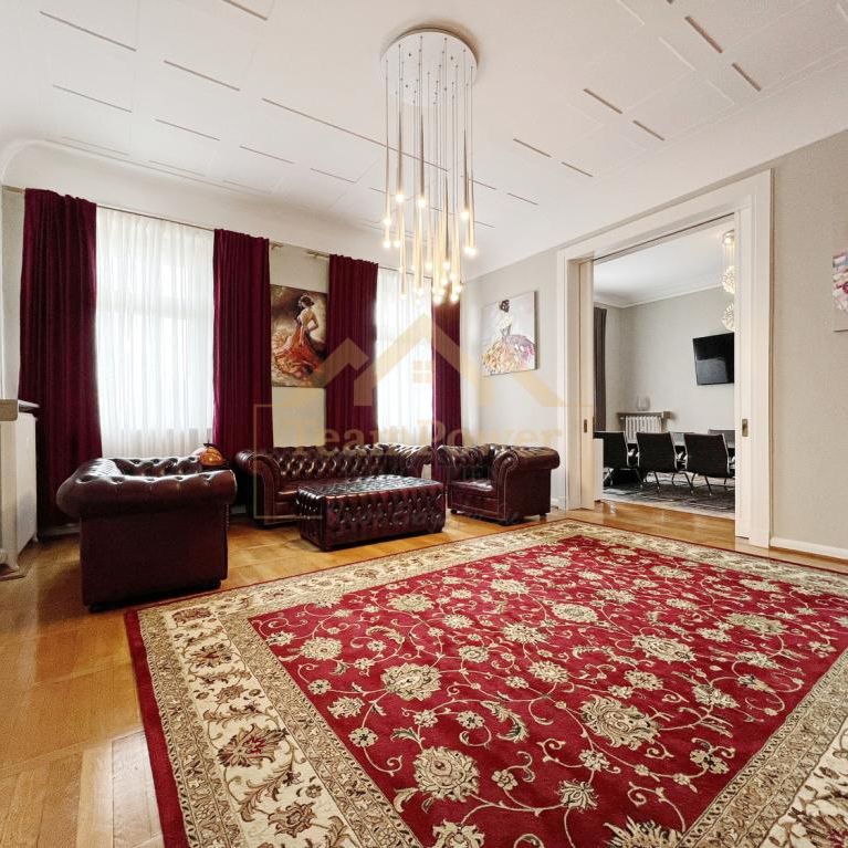 Exklusives Wohnen zentral inkl. Garage und 30m² Dachterrasse !!! - Foto 1