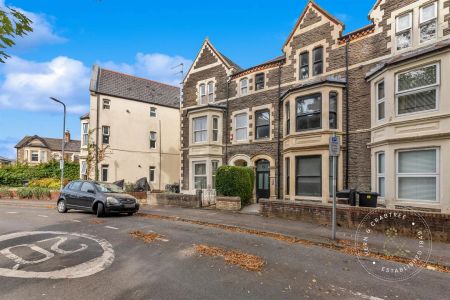 1 Bedroom Flat - Photo 3