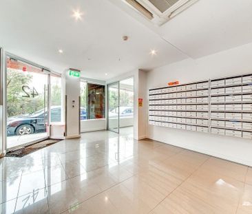 Student Accommodation - Studio apartment in superb Prahran location! - Photo 3