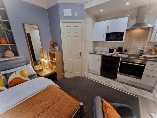 Richmond Road - Studio for 26/27 - Photo 1