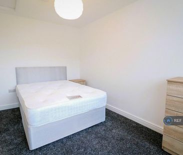 1 bedroom semi-detached house to rent - Photo 2