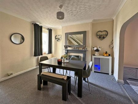 3 bedroom house to rent - Photo 2