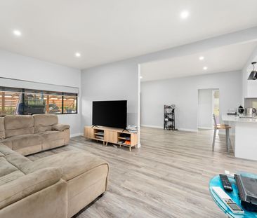 Lakeside Living! - Photo 1