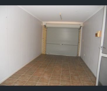 8/143 Northcote Street, Brighton, Qld 4017 - Photo 3