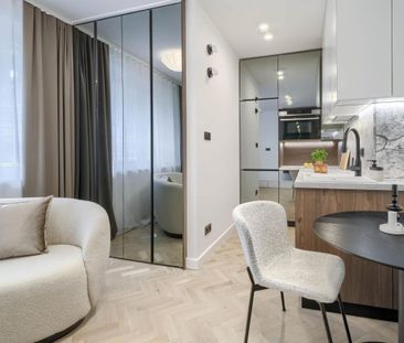 MOKOTÓW urocza kawalerka blisko metra! 26 m² - Фото 2