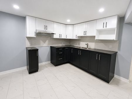 2137 Av. Marcil, apt. A - Photo 4