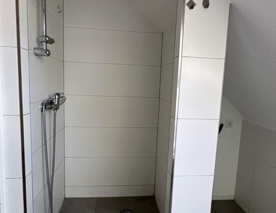 3-Zimmer-DG-Wohnung | 2 Balkone | 1 Stellplatz | 74196 Neuenstadt - Photo 1