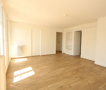 Location Appartement 3 pièces 61m² - Photo 3